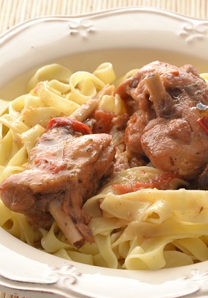 Rabbit meat with Cretan pasta