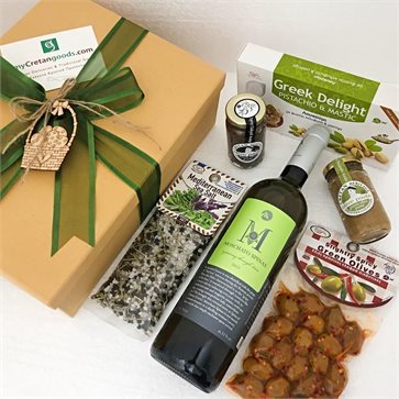 Cretan goodies gift box with Moschato Spinas