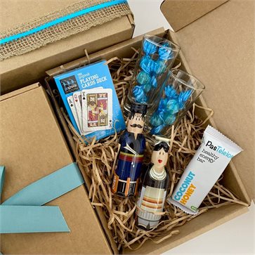 Ouzo Cretan Figures Gift Box