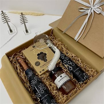 New Year’s Celebration Gift Box