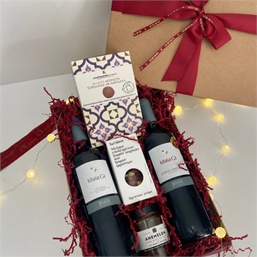 Cretan Wines and Healthy Sweet Snacks Christmas Gift Box